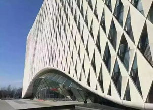 揭秘 建筑裝飾為何如此偏愛鋁單板建筑建材